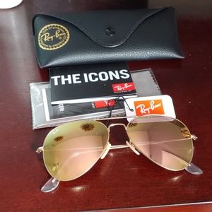 Ray ban Rose Gold Aviators